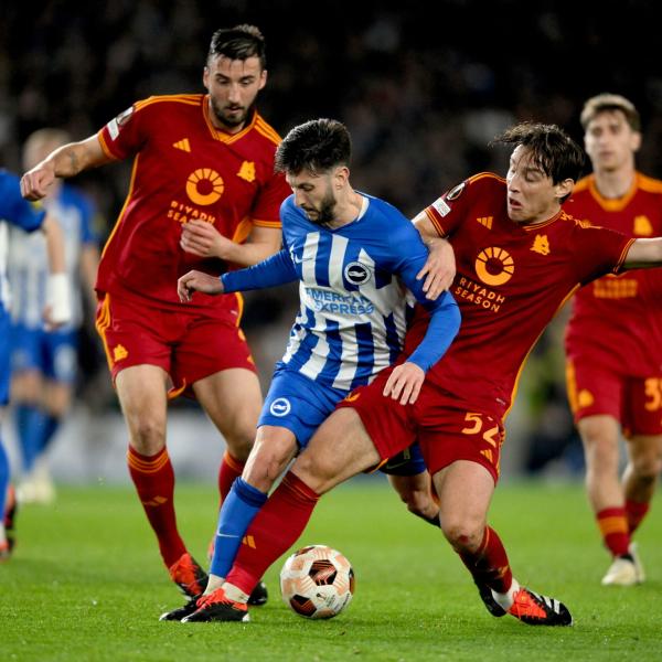 Brighton-Roma 1-0, i giallorossi perdono ma vanno ai quarti di Europa League. Cronaca e Tabellino