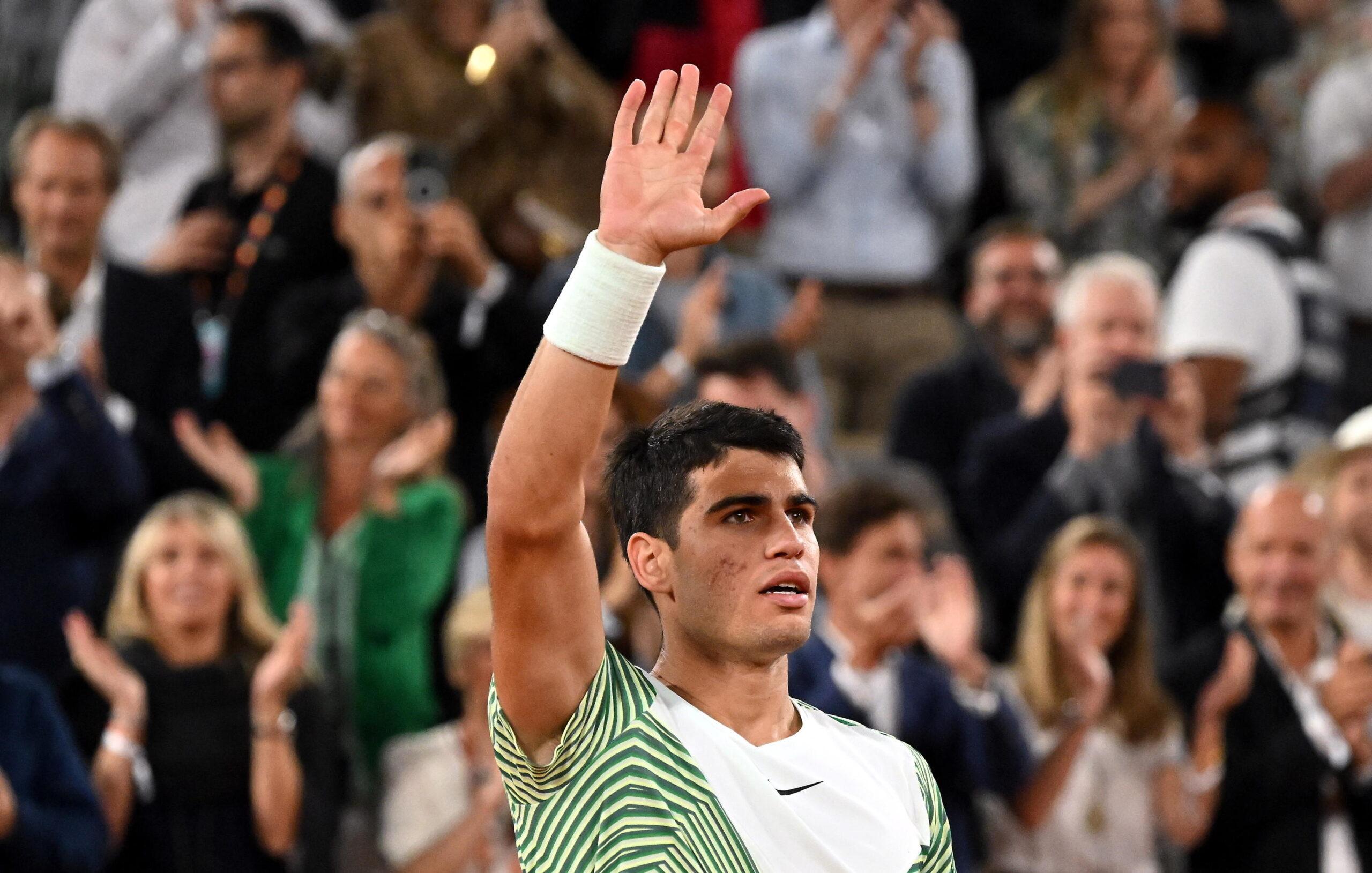 Tennis, Alcaraz in finale al Queen’s: “La finale qui è una grande sorpresa, domani avrò una motivazione in più”