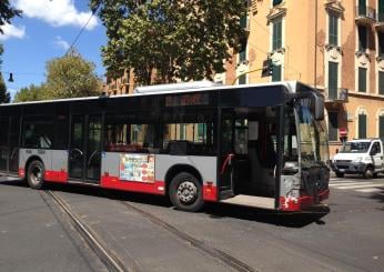 Drammatico incidente a Roma, scontro tra autobus a Monte Mario: quattro feriti gravi, tra cui una bimba di due mesi | VIDEO