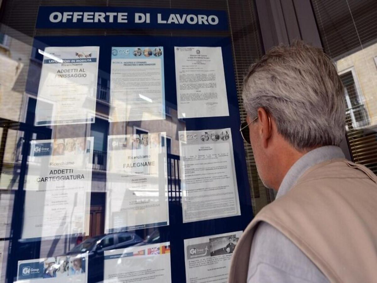 Offerte di lavoro estate 2024, assunzioni di catena hotel di 150 posti: come candidarsi 