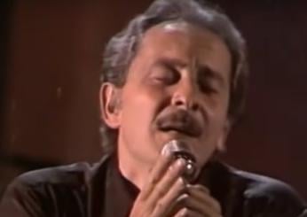 Domenico Modugno: altezza, titolo di studio, partito politico e soprannome del cantautore