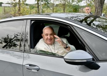 Papa Francesco ha la febbre, cancellate le udienze in programma