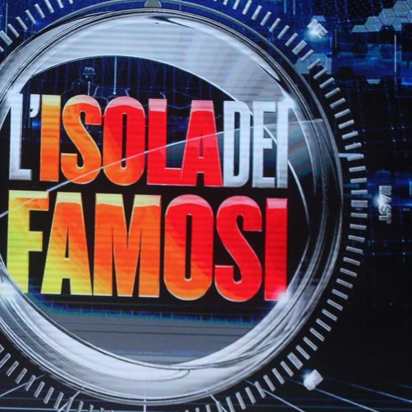 Isola dei famosi, Francesco Benigno abbandona il gioco: l’annuncio ufficiale di Elenoire Casalegno