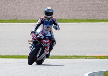 MotoGp, Raul Fernandez rinnova con Trackhouse: la griglia piloti del 2025