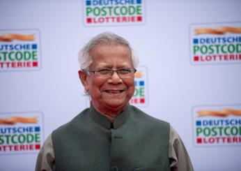 Muhammad Yunus guiderà il Bangladesh, il nuovo presidente ad interim: “Voglio tornare a casa e lavorare insieme per il Paese”