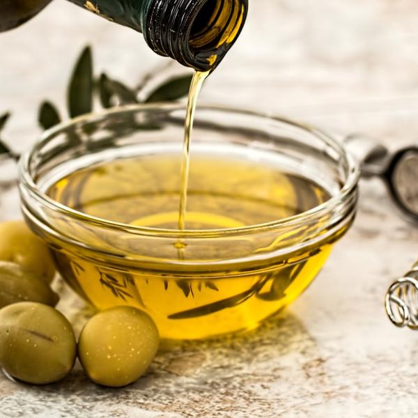 IVA zero sull’olio d’oliva in Spagna: misura per contrastare l’aumento dei prezzi