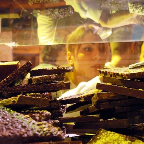 Assunzioni Eurochocolate 2024, si cercano 400 addetti con diploma: posizioni aperte e invio domanda