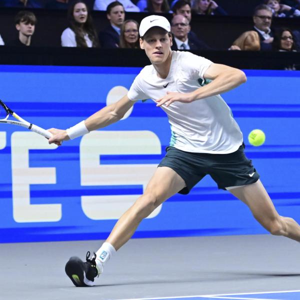 Finale ATP Vienna, Jannik Sinner vince anche in Austria: Medvedev regolato dopo una maratona di 3 ore