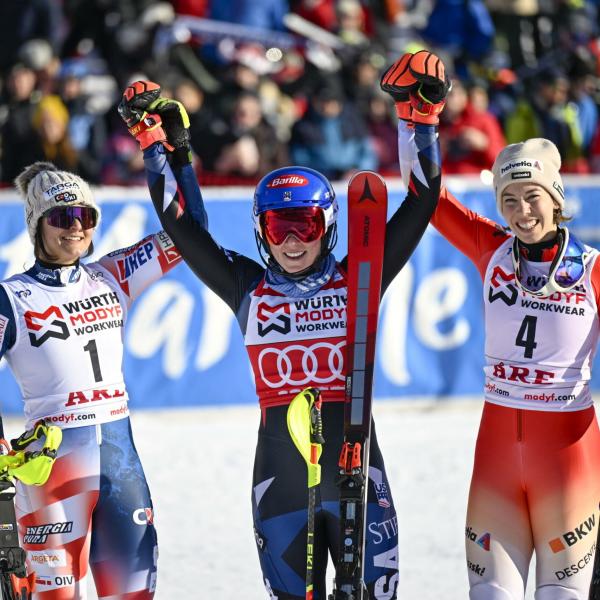 Sci alpino, Mikaela Shiffrin torna e si prende slalom e coppa del mondo 2024