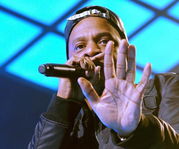 Jay-Z accusato di stupro: il caso si complica con nuove incongruenze nella testimonianza