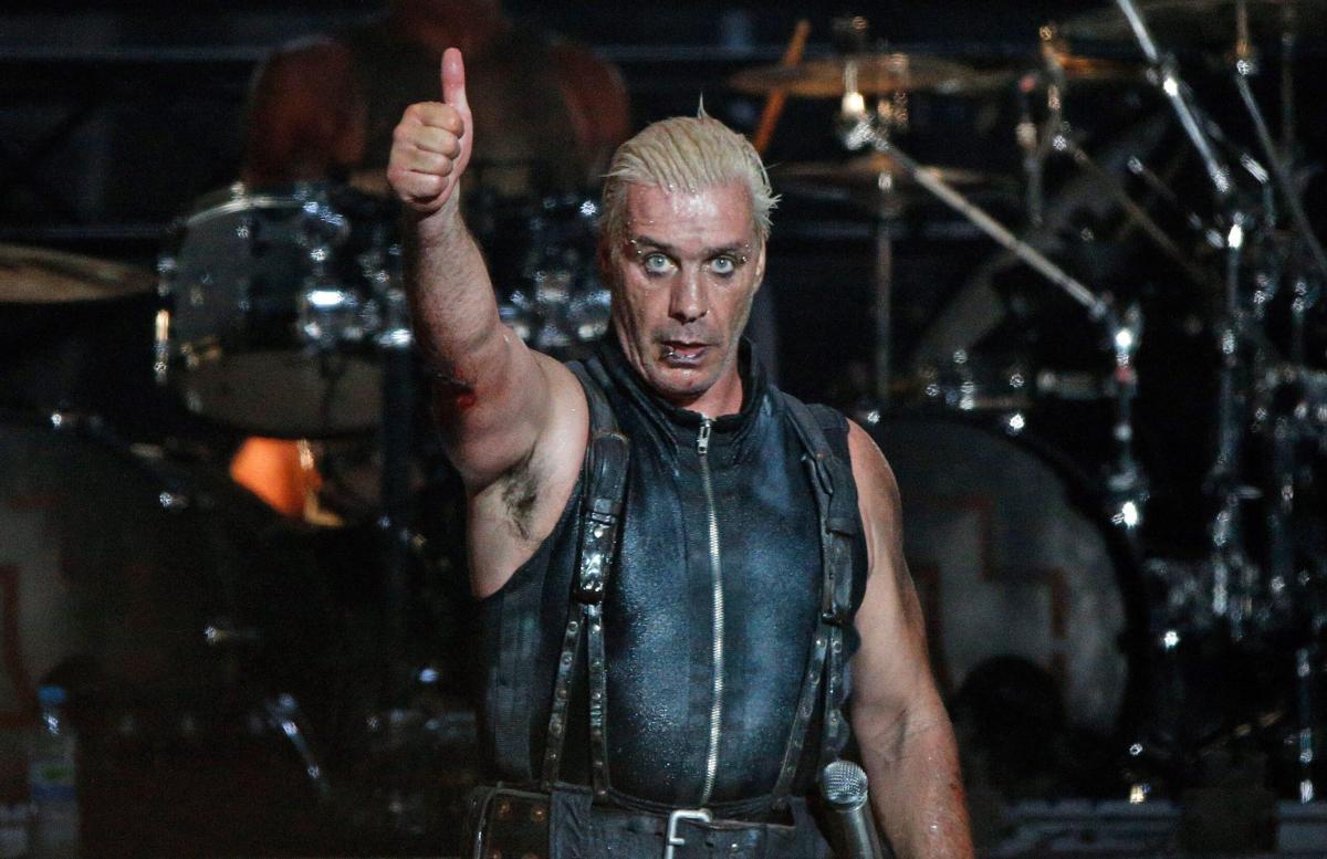 Germania, il cantante dei Rammstein nell’occhio del ciclone: sotto …