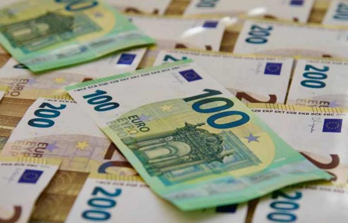 Quanto si prende di pensione con uno stipendio di 2200 euro?