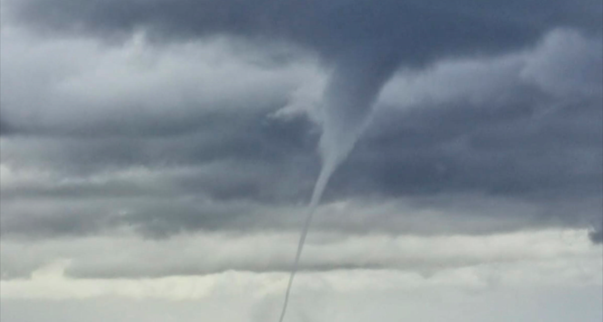 Usa, clima impazzito in Colorado: tornado e grandine a Denver | VIDEO