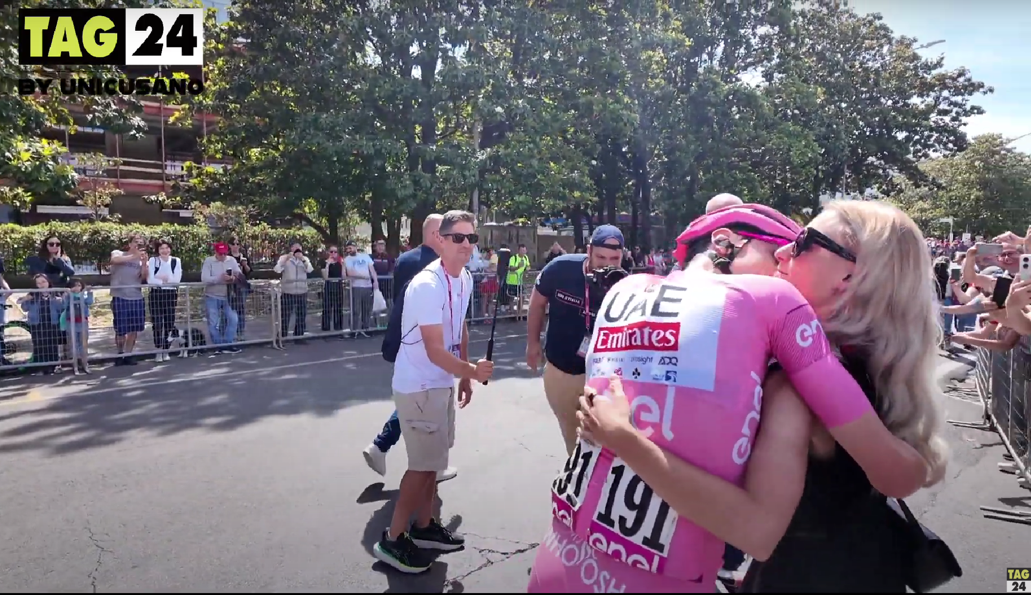 Chi è Urska Zigart? Età, figli e carriera della fidanzata del ciclista Tadej Pogacar| VIDEO