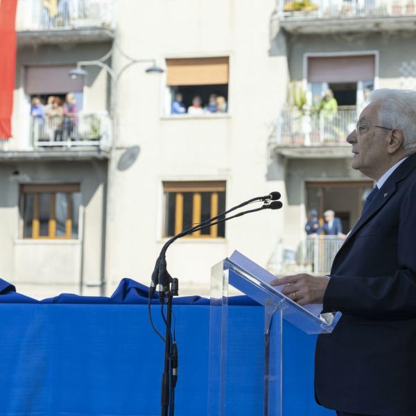 Mattarella a Cassino: “Guerre terribili. Bisogna interrompere il ciclo drammatico di terrorismo e violenza”