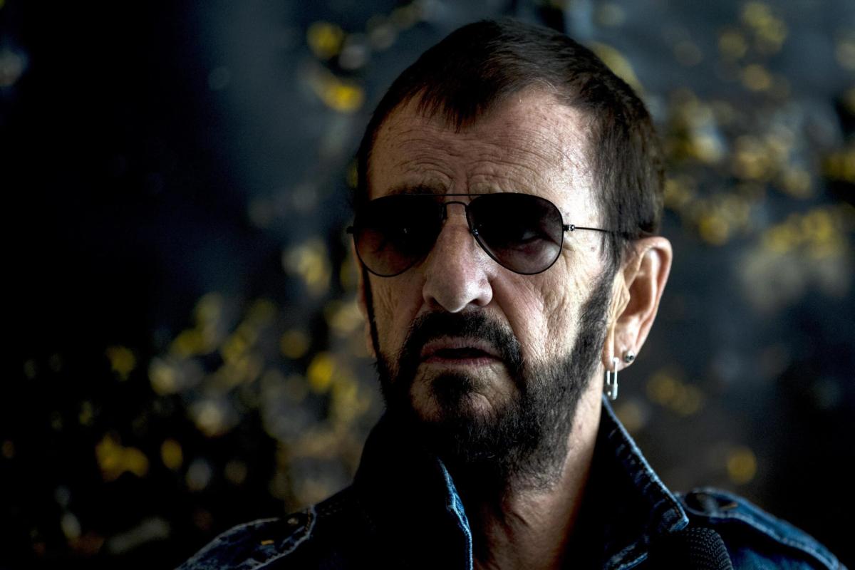 Ringo Starr: età, moglie, figli e biografia del batterista dei Beat…