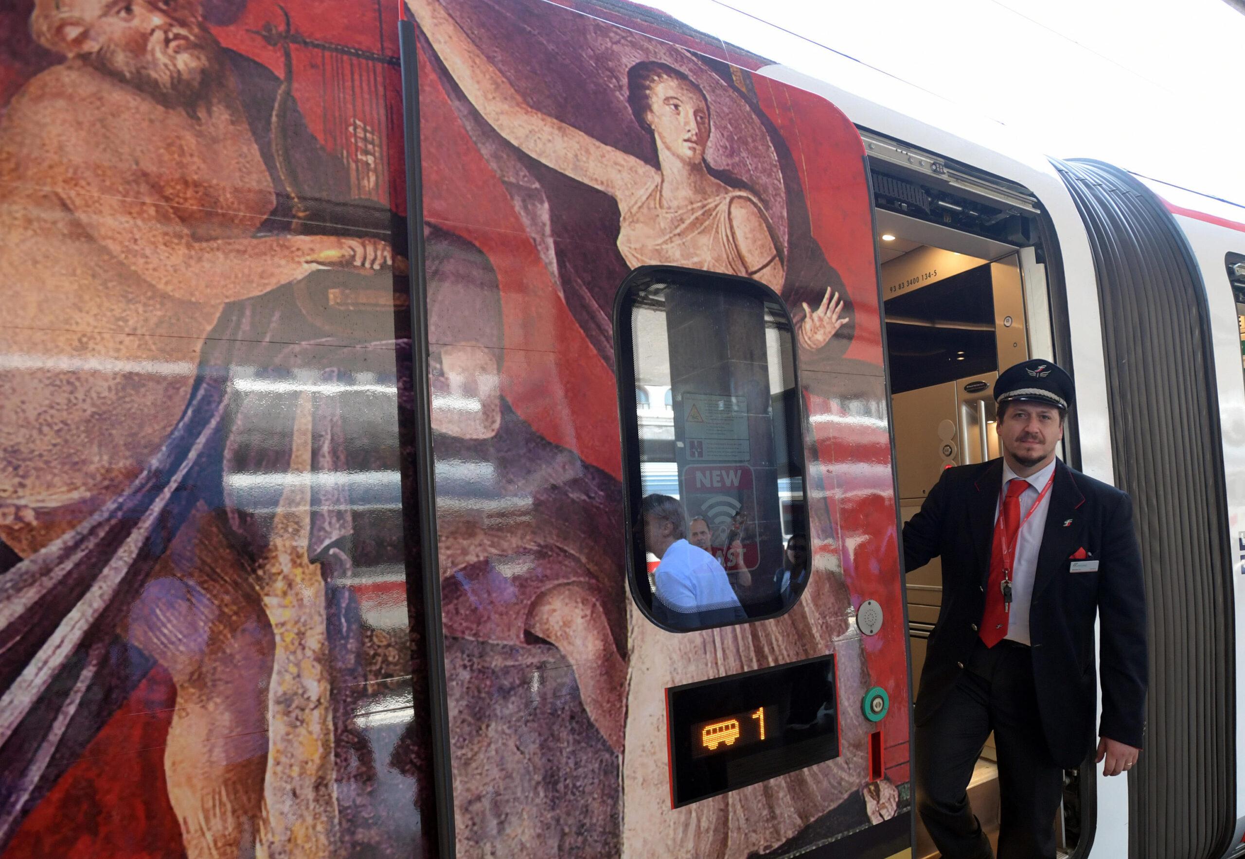 Treno Roma-Pompei diretto, frequenza, fermate, prezzo biglietto, orari. Tutto sul tragitto senza fermate di Frecciarossa 1000