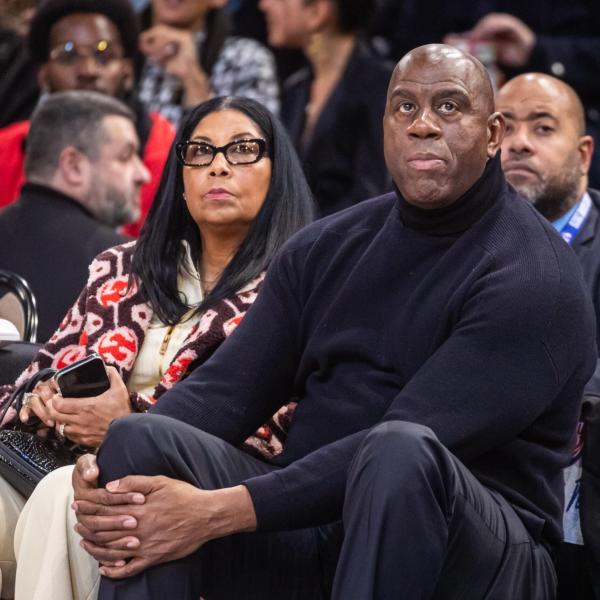 NFL, Magic Johnson è il nuovo azionista di minoranza dei Washington Commanders