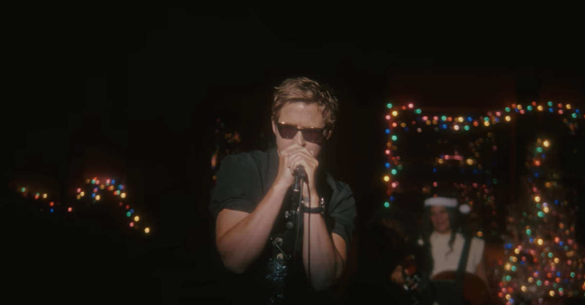 Ryan Gosling “I’m Just Ken”: il video per Natale della canzone di “…