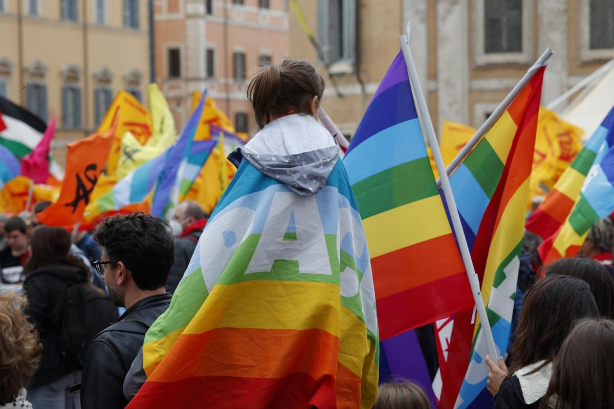 Staffetta per la pace a Sestri Levante: un’iniziativa virale