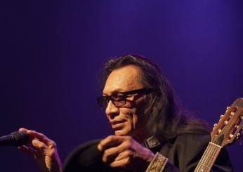 Sixto Rodriguez: causa morte, moglie, figli e biografia del cantautore