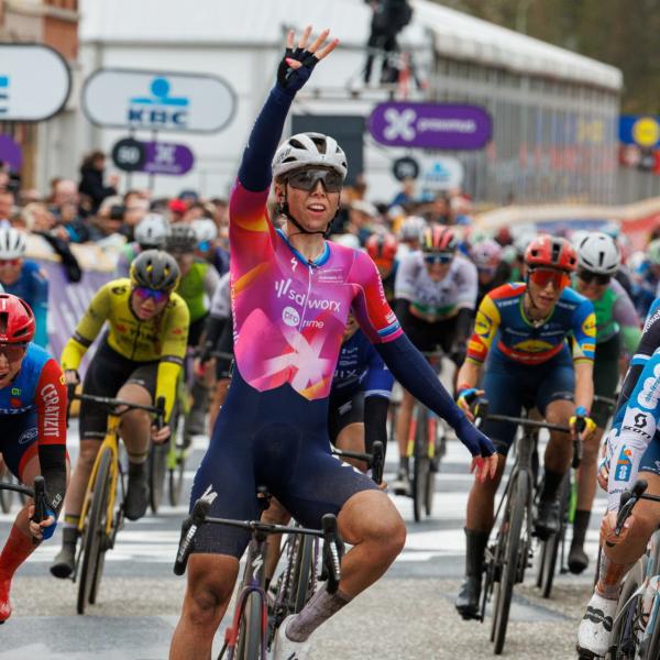 Scheldeprijs 2024: Wiebes si impone tra le donne, terza Fidanza