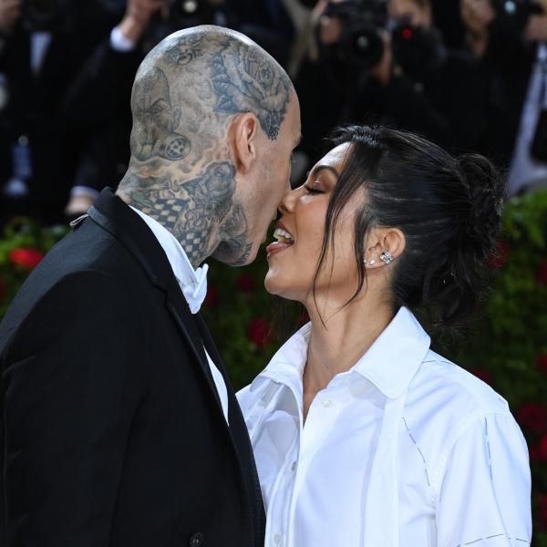 Travis Barker e Kourtney Kardashian dicono sì – Le nozze a Portofino