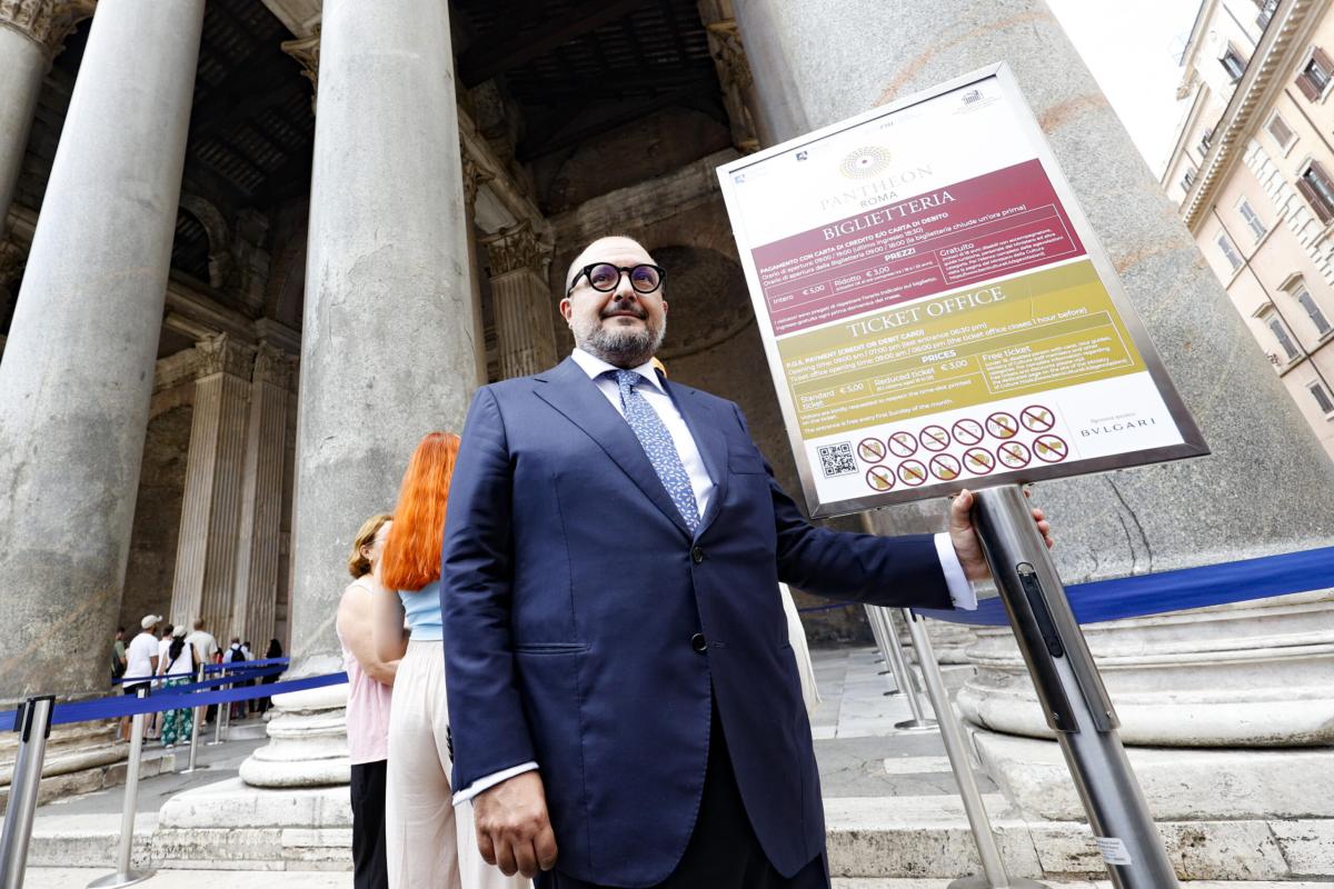 Pantheon: da oggi si visita con biglietto. Sangiuliano: “Impegno ma…