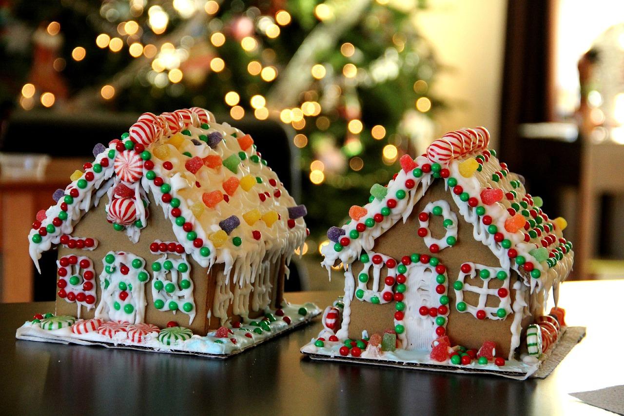 Torta di Natale casetta innevata