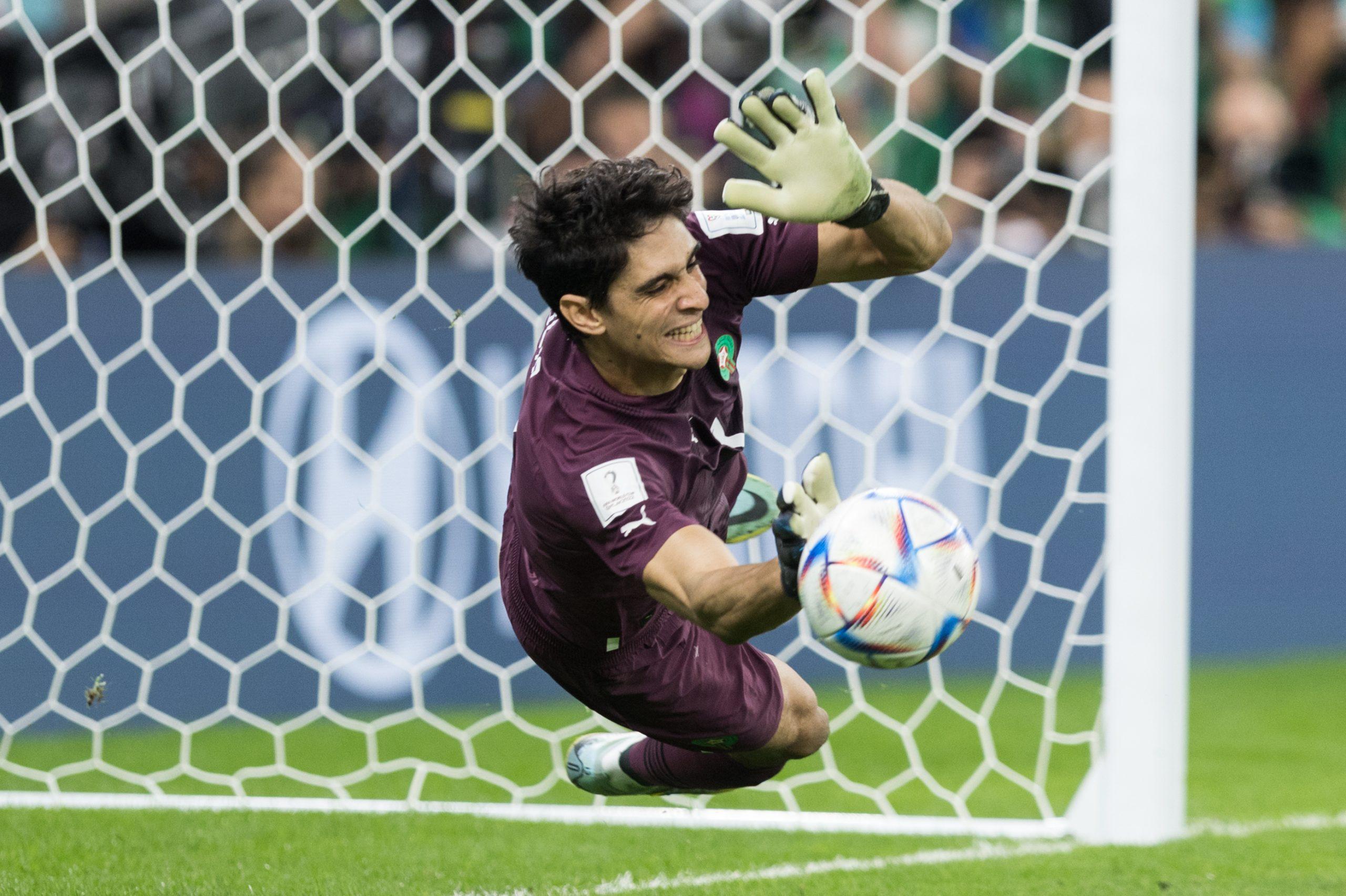 Chi è Yassine Bounou, il portiere del Marocco che ha trascinato la sua squadra ai Quarti di Finale del Mondiale