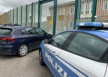 Aggressione nel carcere di Avellino, detenuti assalgono il cappellano e feriscono un’ispettrice