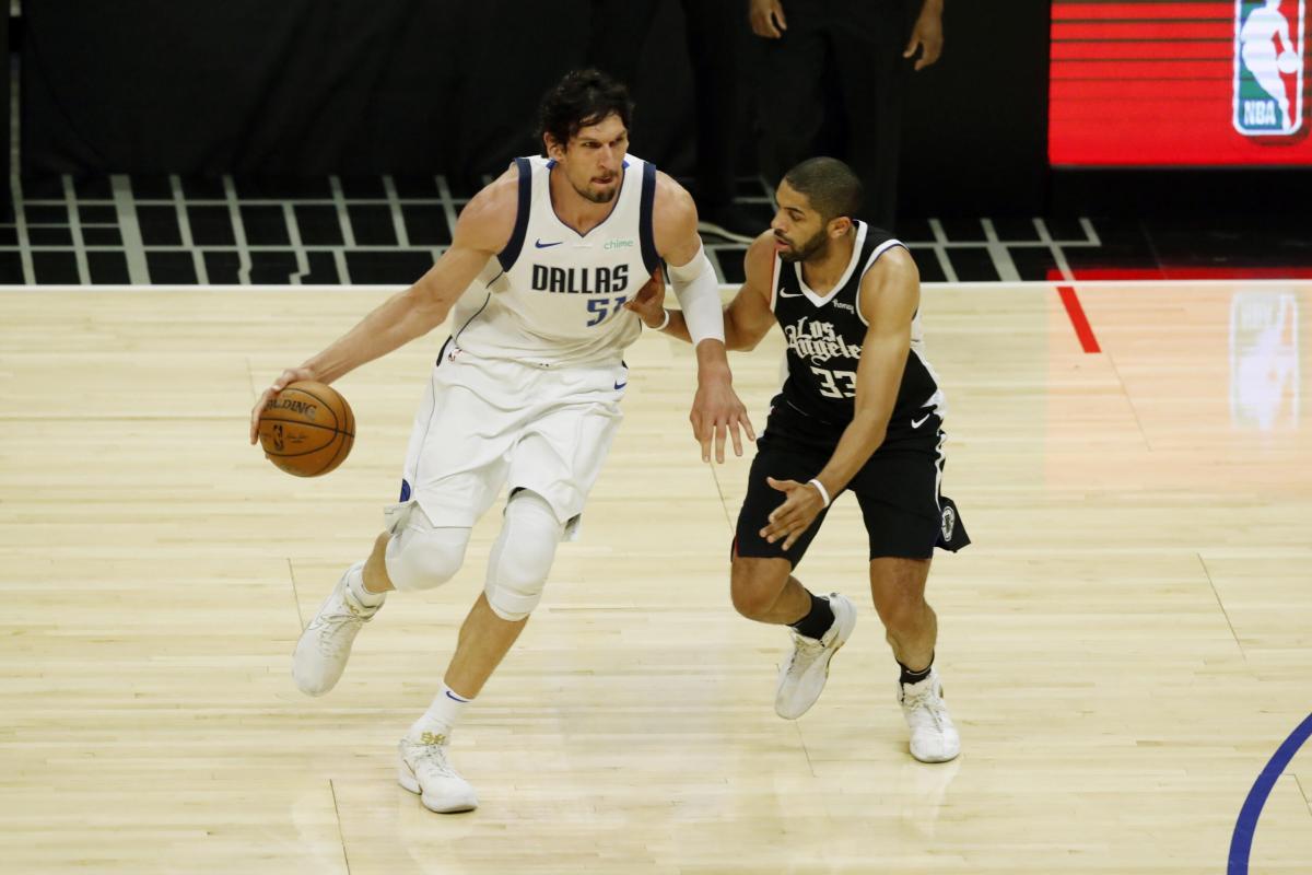 Boban Marjanovic lascia l’NBA e va al Fenerbahce: troverà un giocatore italiano