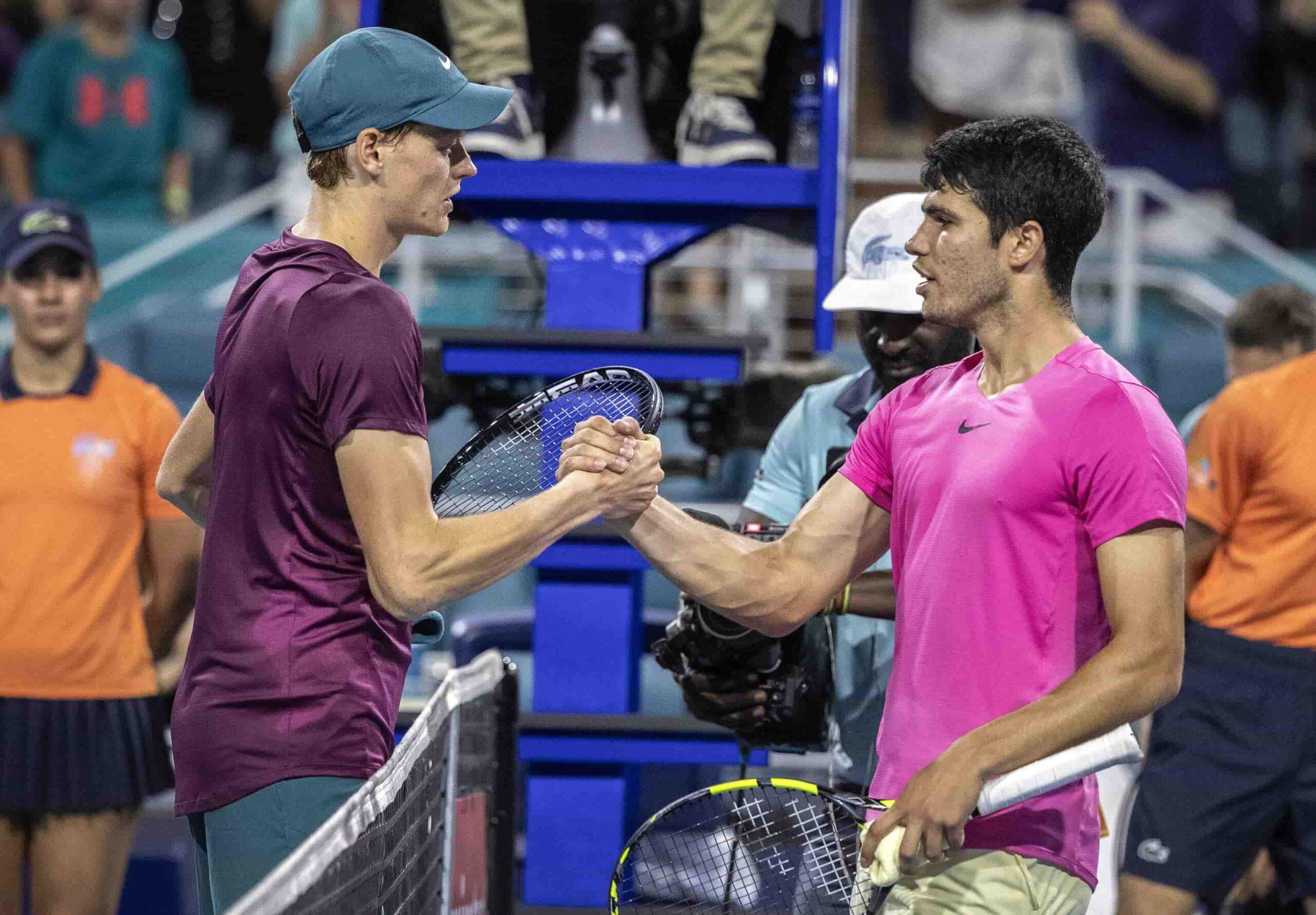 Tennis, Jannik Sinner su Alcaraz: “Mi rende un giocatore migliore”