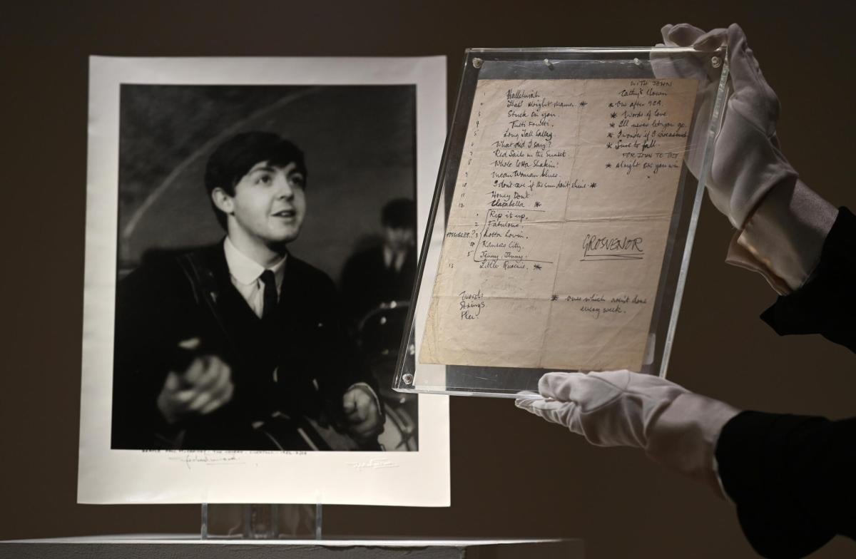 Le foto di Paul McCartney ai Beatles finiscono in mostra a Londra