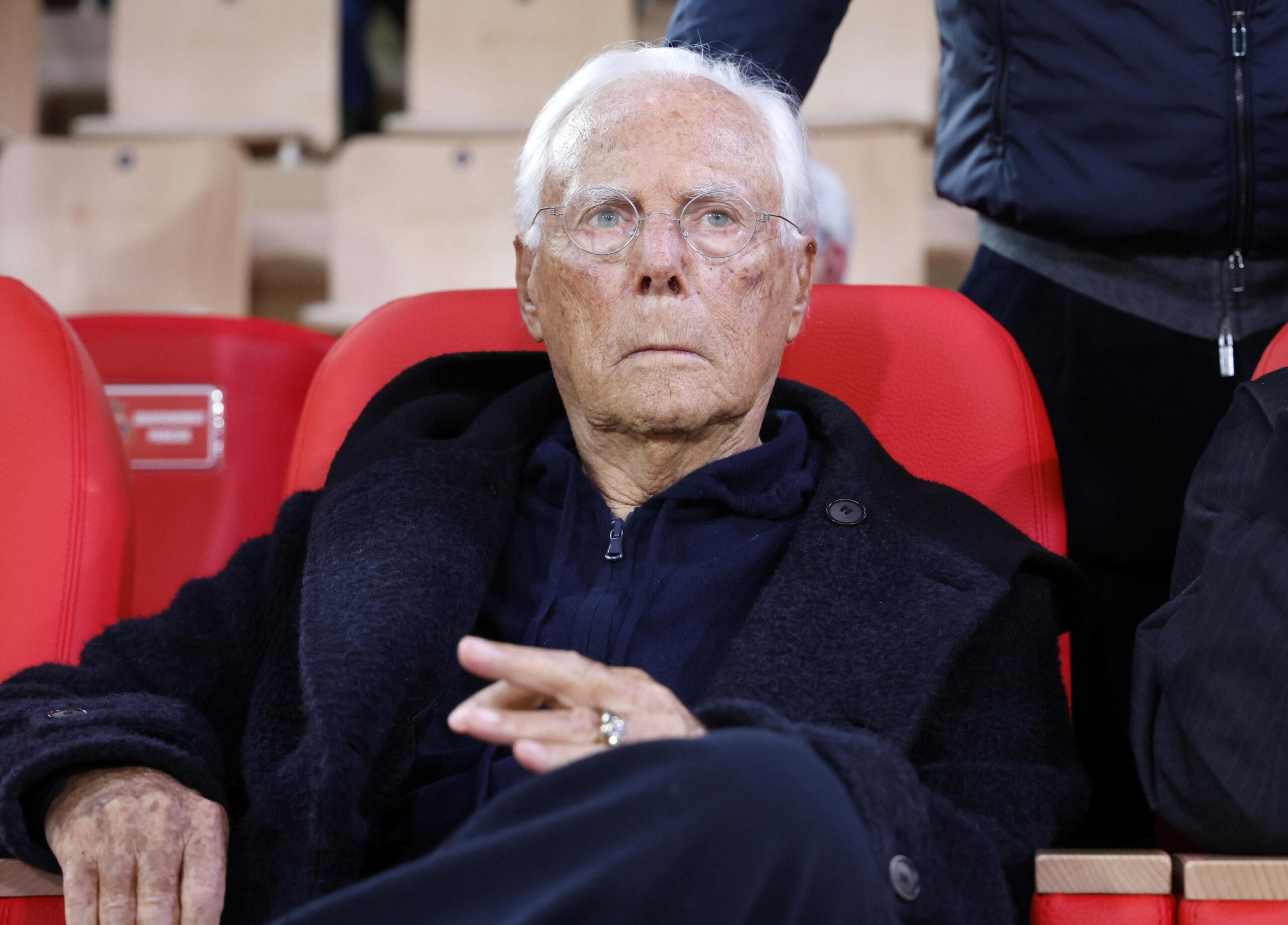 Re Giorgio Armani, 90 anni e non sentirli. Roberto Guarducci, stilista: “Ha avuto la fortuna di esprimersi in un momento storico meritocratico, favorevole”