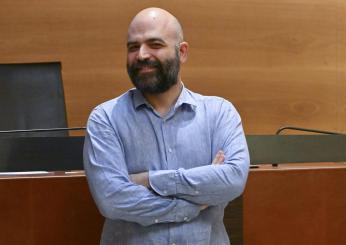 Saviano alla prima udienza per diffamazione contro Salvini: “Sono fiero di essere imputato”