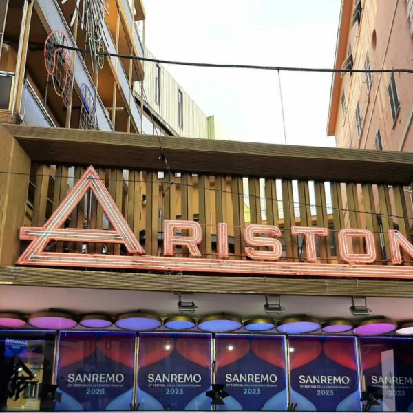 Teatro Ariston, biglietti Sanremo 2024: prezzo, dove comprarli e quando escono. Come assistere dal vivo al Festival