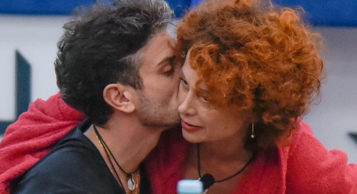 Grande Fratello, Beatrice Luzzi zittisce Giuseppe: “Per me non esisti più. Evitami per sempre” | VIDEO