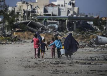 Guerra a Gaza, il bilancio dei morti è salito a 37.337. Gli attacchi aerei israeliani sul campo di al-Bureij uccidono sei palestinesi e ne feriscono decine