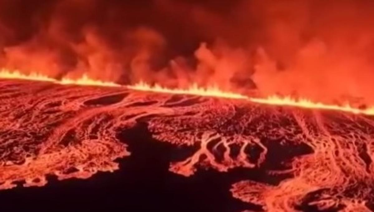 Islanda, nuova eruzione nella penisola di Reykjanes: quarta volta in tre mesi