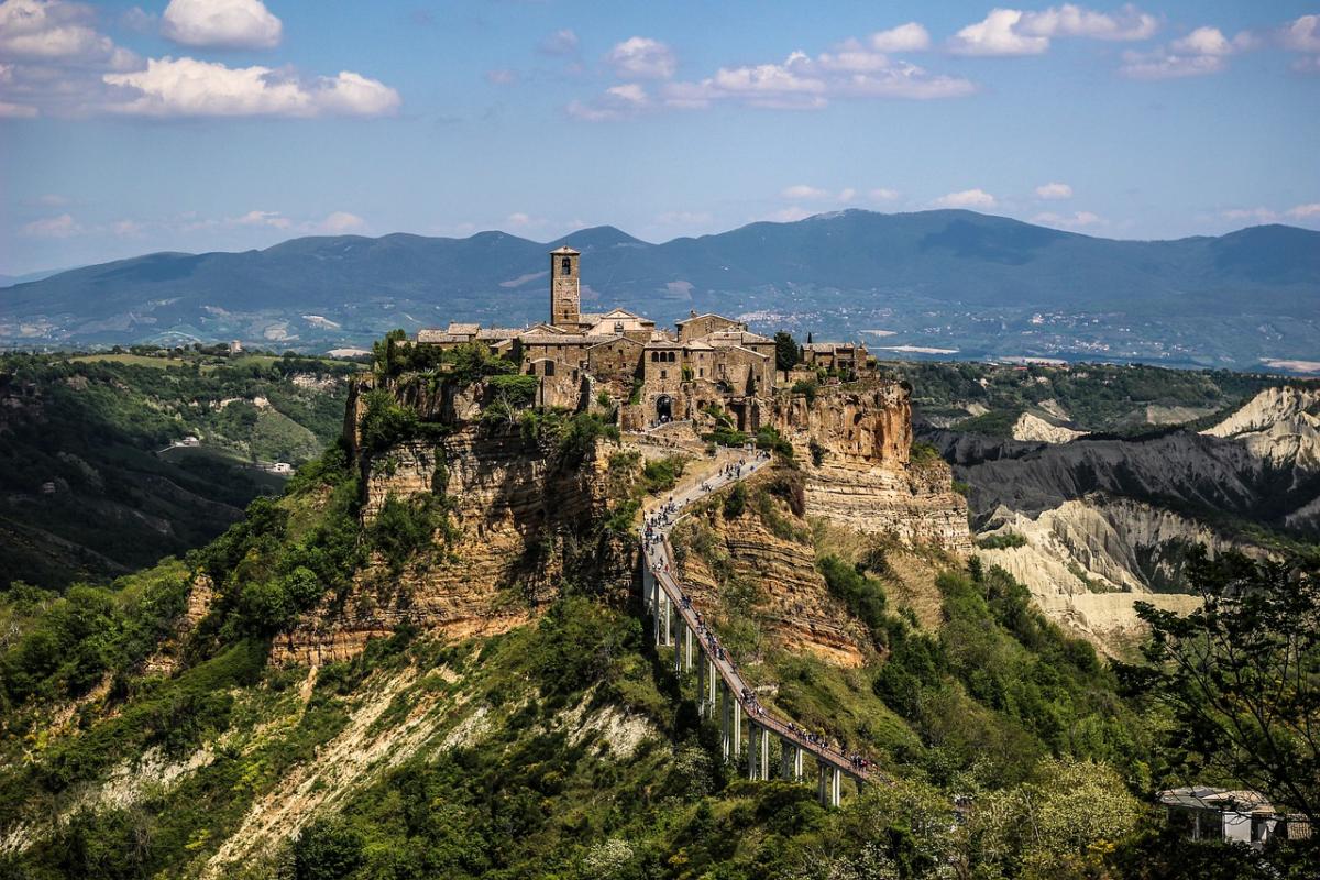 Incentivi per la rinascita dei borghi: Scopri come ottenere fondi per la rigenerazione economica e culturale