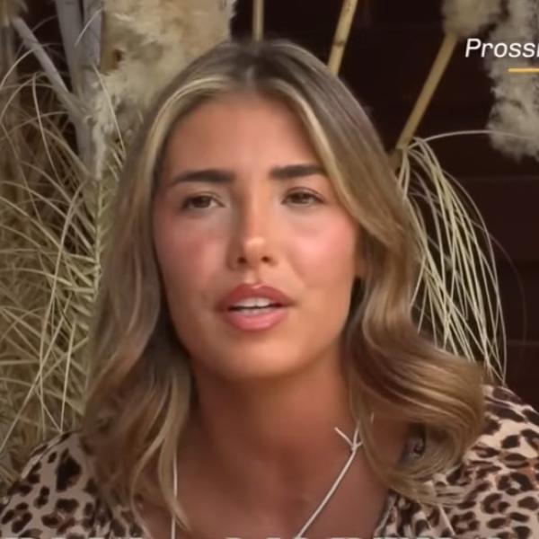 Temptation Island 2024, Martina scherza con Carlo e Raul: “Come posso vedere la persona che amo fare queste cose?”