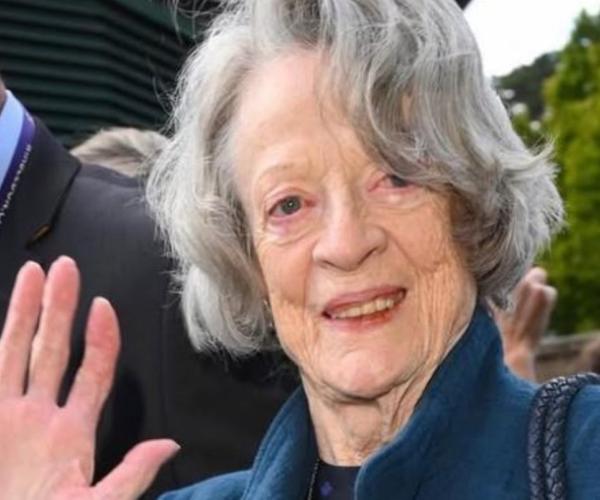 Svelato l’enorme patrimonio di Maggie Smith e a chi andrà l’eredità