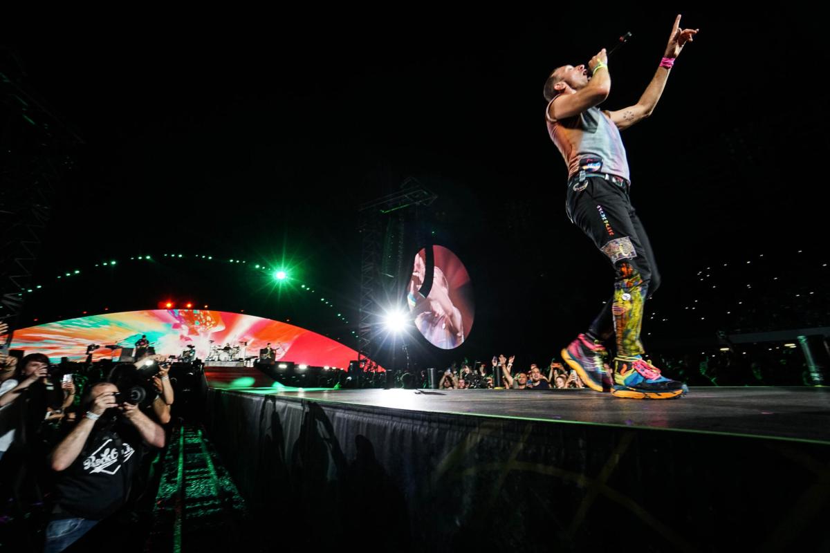 Concerti Coldplay Lione e Vienna 2024: biglietti, date, prezzi, dove comprarli e scaletta