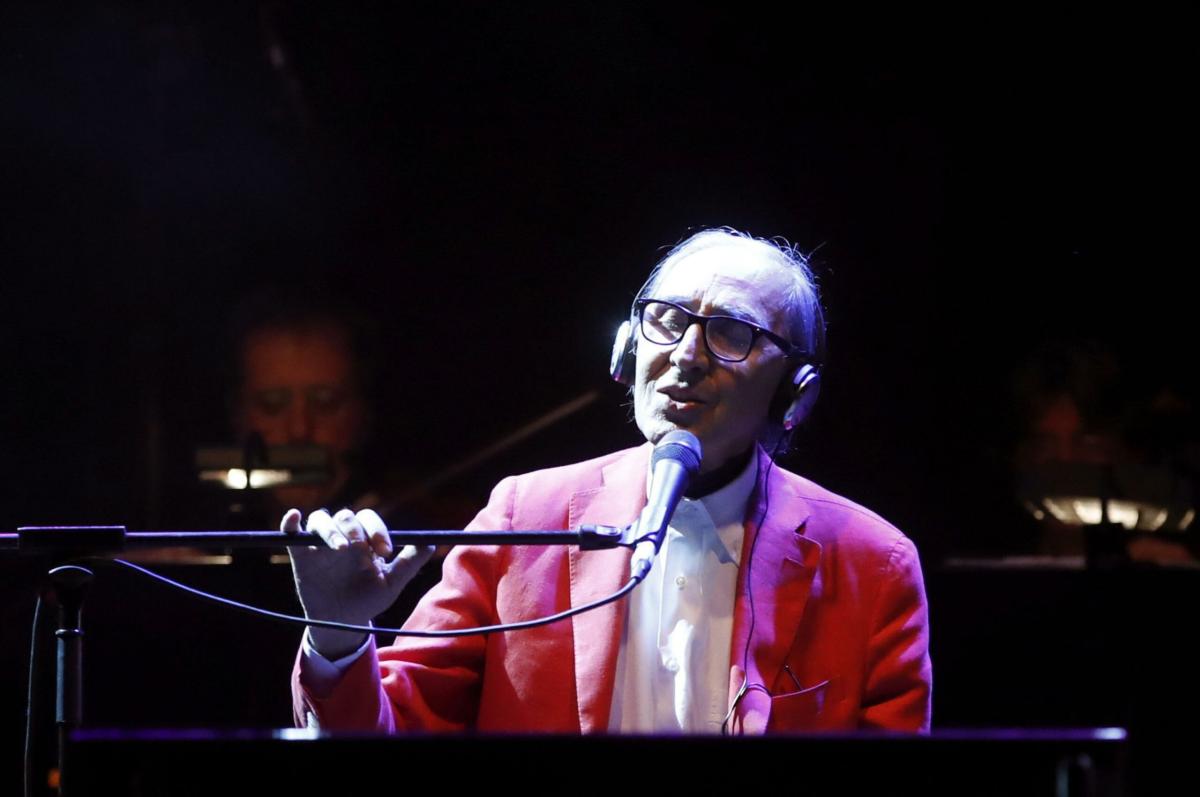 Franco Battiato, il terzo album “Sulle corde di Aries” compie 50 anni