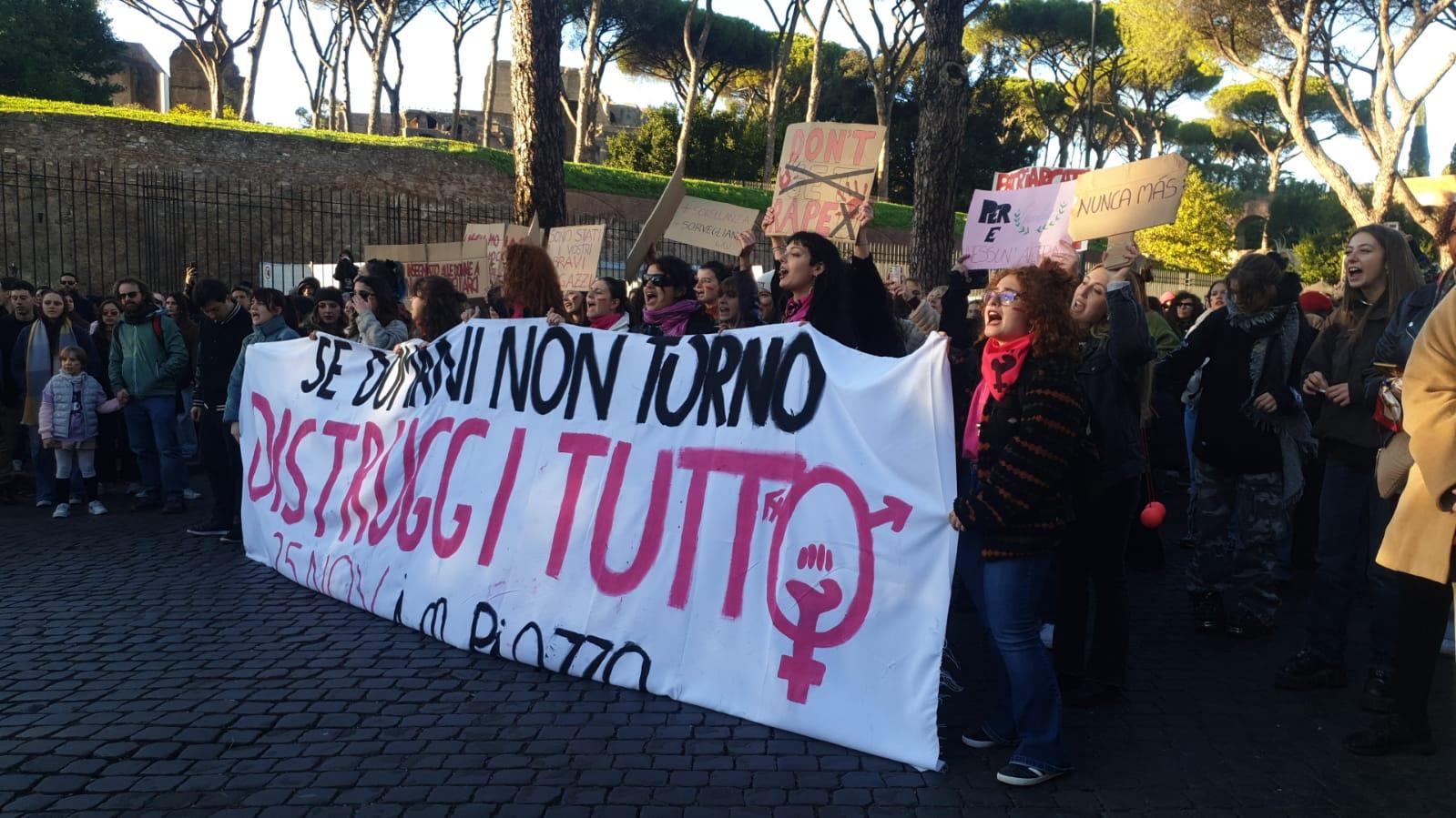 manifestazione roma 25 novembre