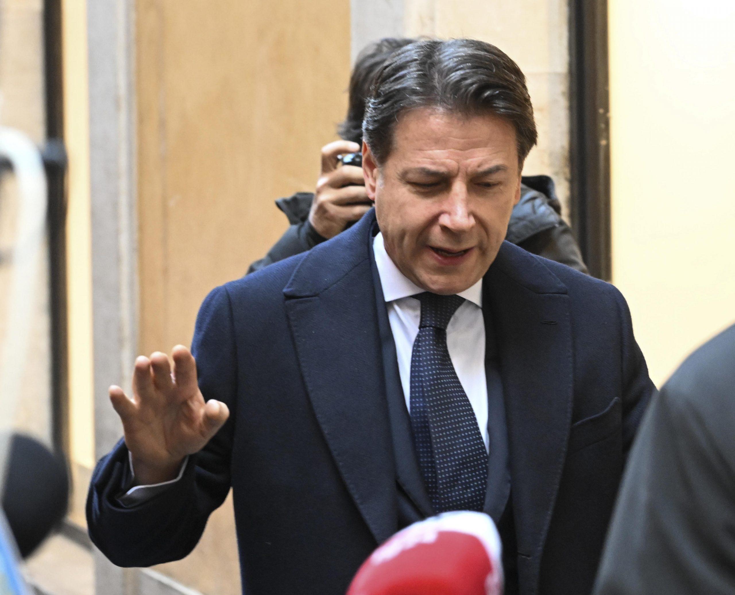 Operazione: annientare il Pd. Ecco la strategia di Giuseppe Conte