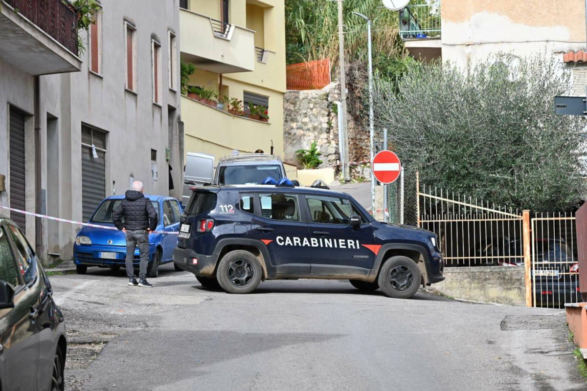 Nola, arrestato 62enne fuori da un supermercato nel Napoletano per …