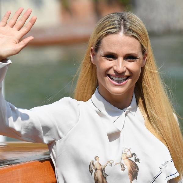 Michelle Hunziker al timone di un nuovo karaoke su Canale 5: la novità di Mediaset