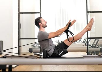 Perché anche gli uomini dovrebbero fare pilates? Scopri i vantaggi di questo sport sul corpo maschile